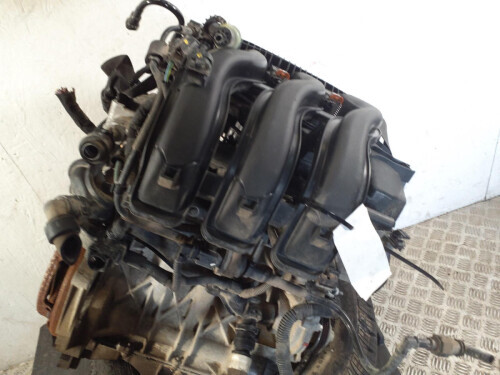 EB2F HMZ PEUGEOT 208 ENGINE BARE 2015 1.2L PETROL