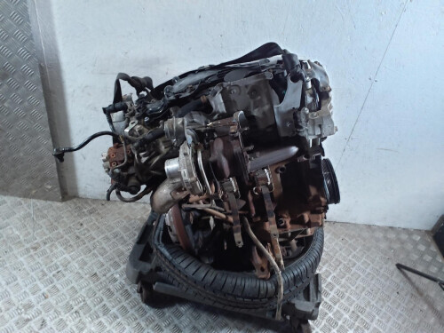 M9R780 VAUXHALL VIVARO BARE ENGINE 2008 2.0L DIESEL