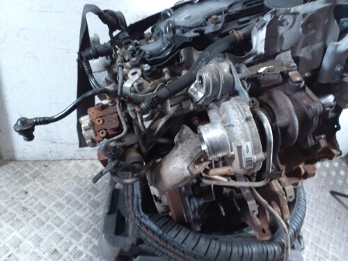 M9R780 VAUXHALL VIVARO BARE ENGINE 2008 2.0L DIESEL