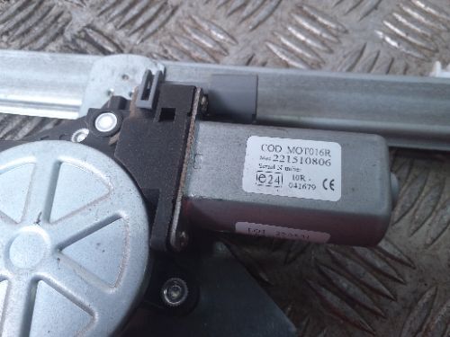 NISSAN PRIMASTAR 2006-2012 WINDOW REGULATOR FRONT RIGHT SIDE