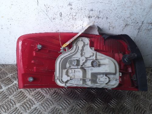 AUDI A3 8V MK2 (8P) 2005-2008 OUTER DRIVERS O/S REAR TAIL LIGHT
